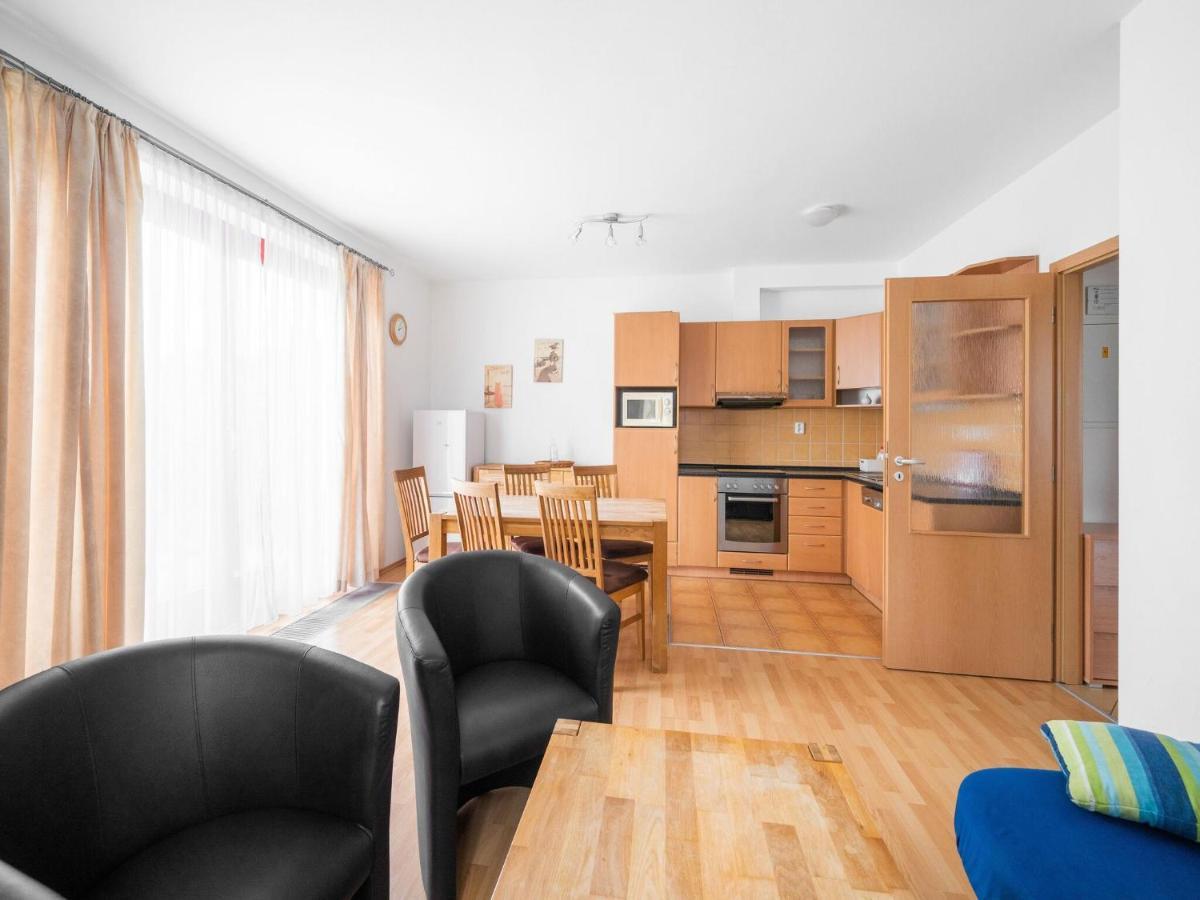 Comfortable Holiday Home In Lipno With Garden Lipno nad Vltavou Exteriör bild