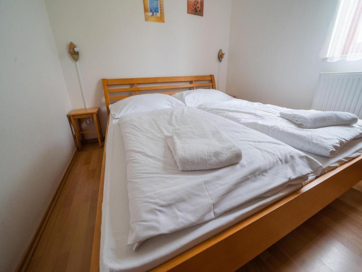 Comfortable Holiday Home In Lipno With Garden Lipno nad Vltavou Exteriör bild